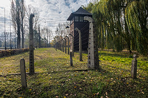 Wachturm im KZ Auschwitz I